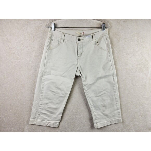 Levi's Denim - Levis Women's Denim Capri 545 Jeans Size 6